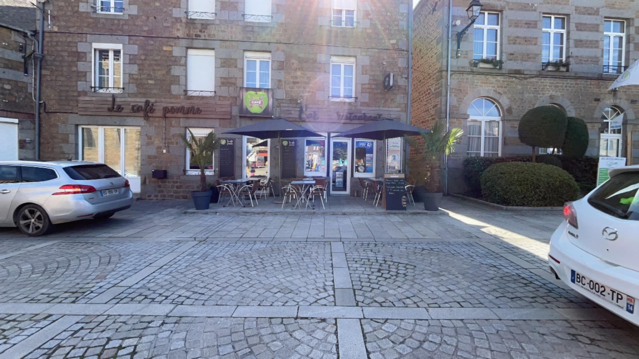 Devanture de Le Café Pomme