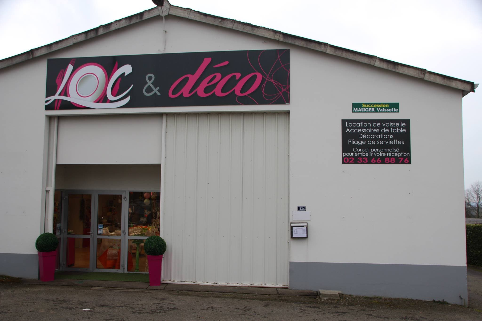 Devanture de Loc & Déco